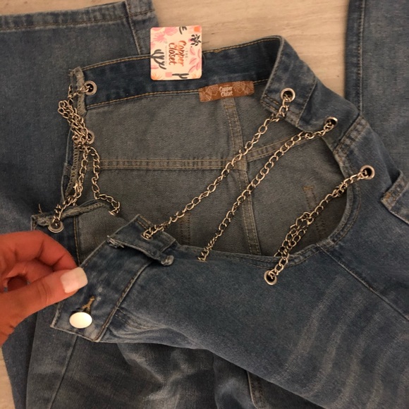 Thigh Chain Jeans - 90s Vibes 🤘🏻 - Picture 2 of 3